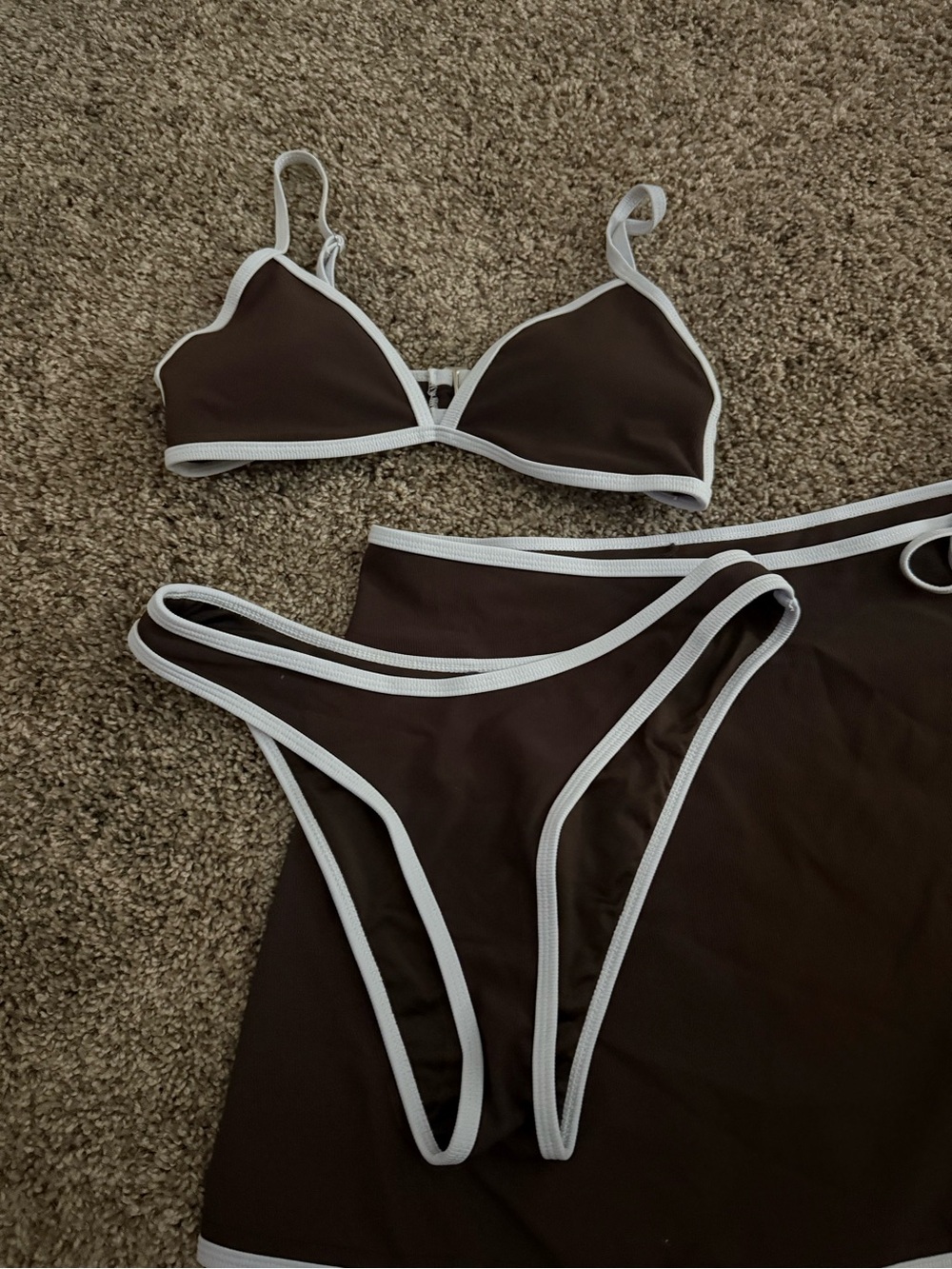 Wilo the Label- 👙 3PC Contrast Bikini With Skirt in Chocolate - Picture 2 of 6